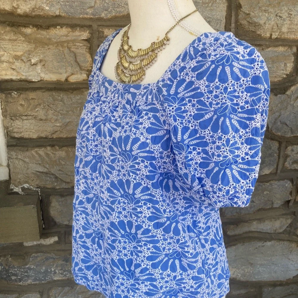 Loft Eyelet Bubble Sleeve Square Neck Top Size Small EUC